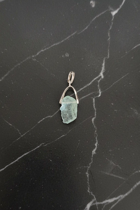 Raw Aquamarine Pendant – Natural Drilled Gemstone with Platinum Brass Bail
